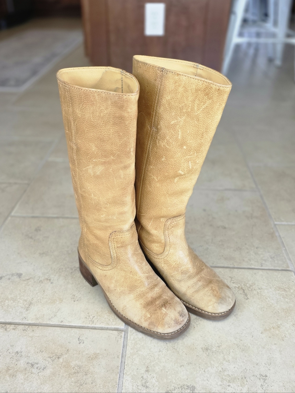 Tall Women's Leather Riding Boots in Tan Size 6.5